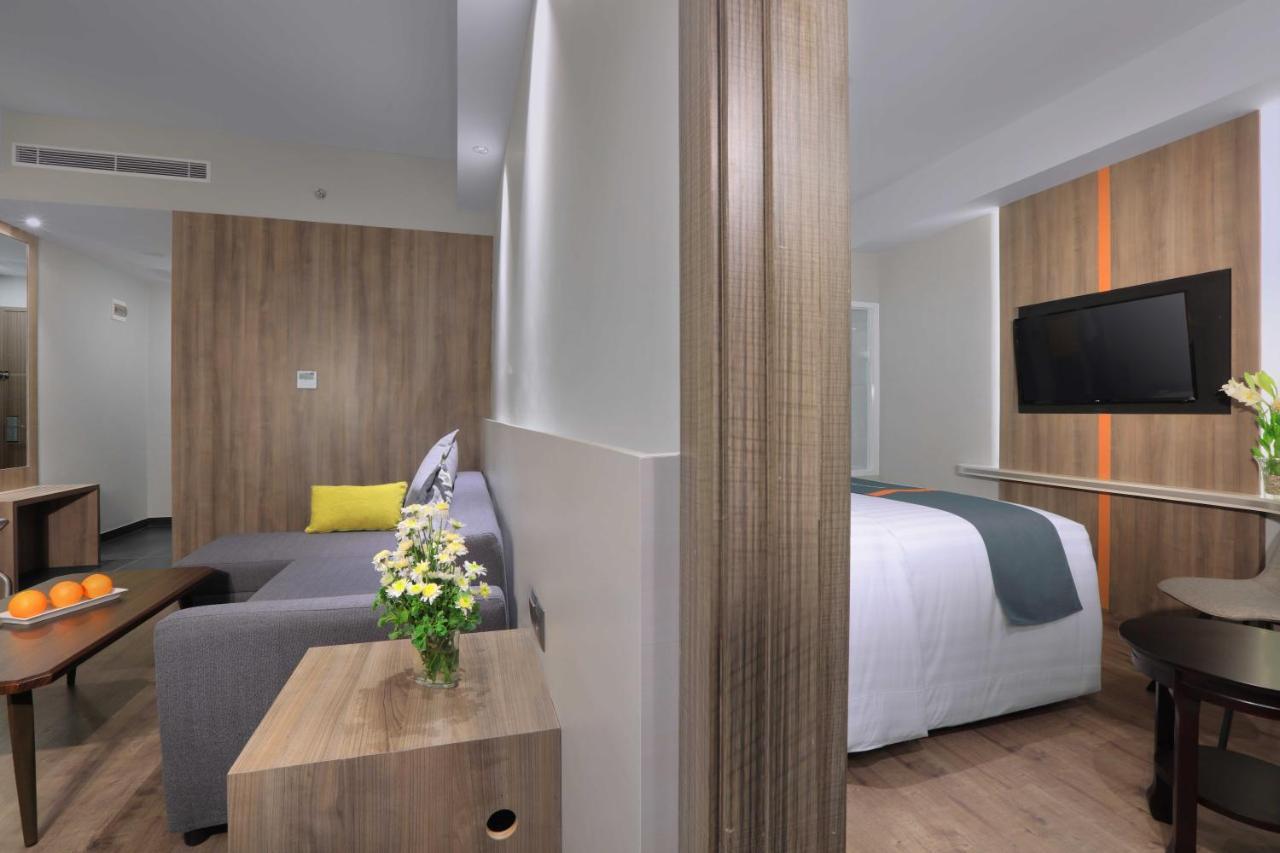 Harper Wahid Hasyim Medan By Aston Otel Dış mekan fotoğraf